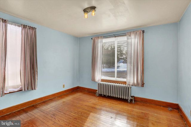 9250 JONESTOWN RD, Grantville, PA 17028