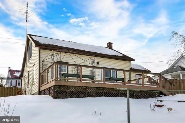 9250 JONESTOWN RD, Grantville, PA 17028