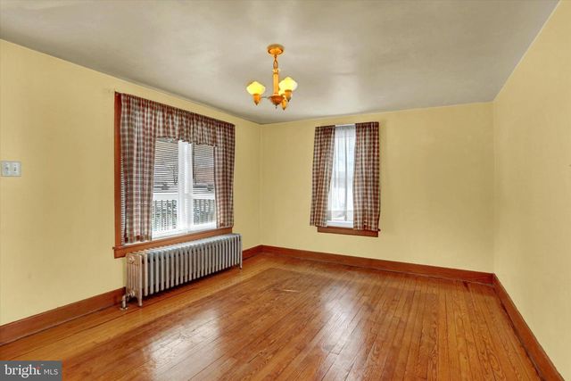 9250 JONESTOWN RD, Grantville, PA 17028