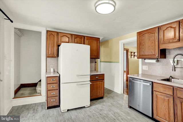 9250 JONESTOWN RD, Grantville, PA 17028