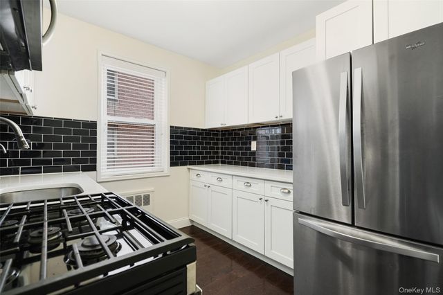 30 E Hartsdale Avenue 1H, Hartsdale, NY 10530