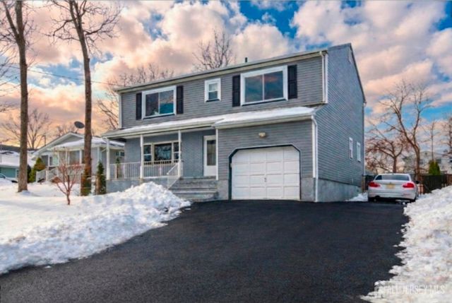 125 Kimberly Road, Colonia, NJ 07067