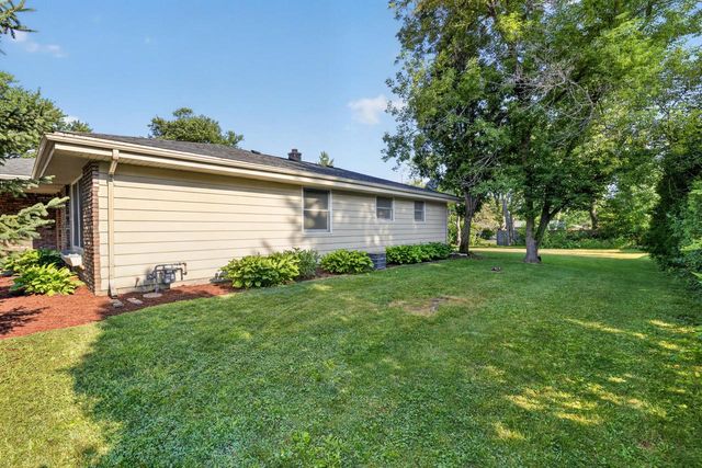 N56W29354 County Road K, Hartland, WI 53029