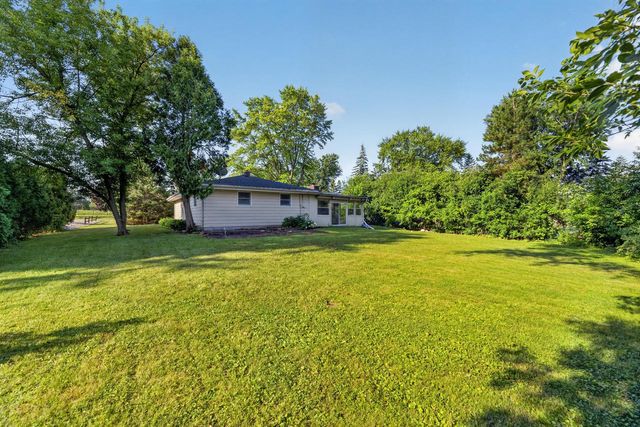 N56W29354 County Road K, Hartland, WI 53029