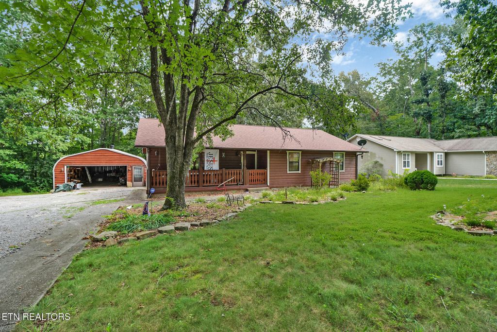 573 Mockingbird Drive, Crossville, TN 38555