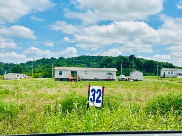 18 Turkey Loop Lot 24, East Bernstadt, KY 40729