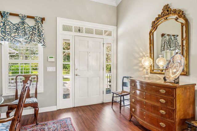 700 SUMMERWOOD Lane SW, Vero Beach, FL 32962
