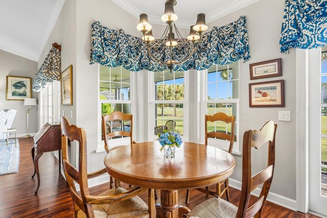 700 SUMMERWOOD Lane SW, Vero Beach, FL 32962