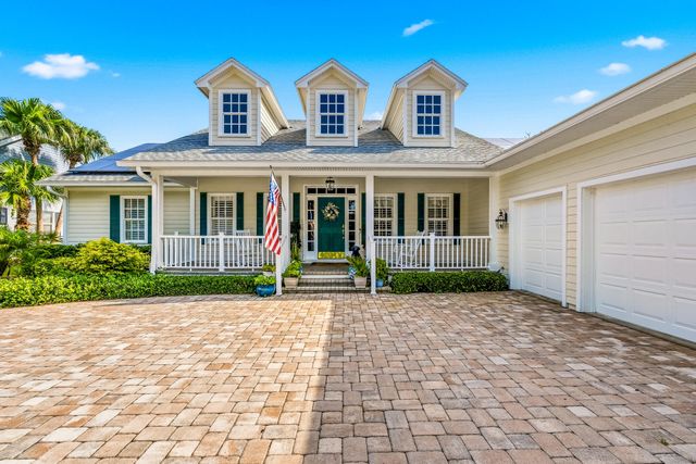 700 SUMMERWOOD Lane SW, Vero Beach, FL 32962