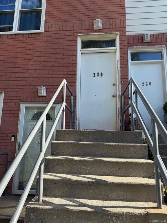 230 Fleet Court 16230, Bronx, NY 10473