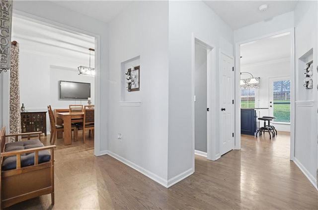 14310 S Summit Court, Olathe, KS 66062