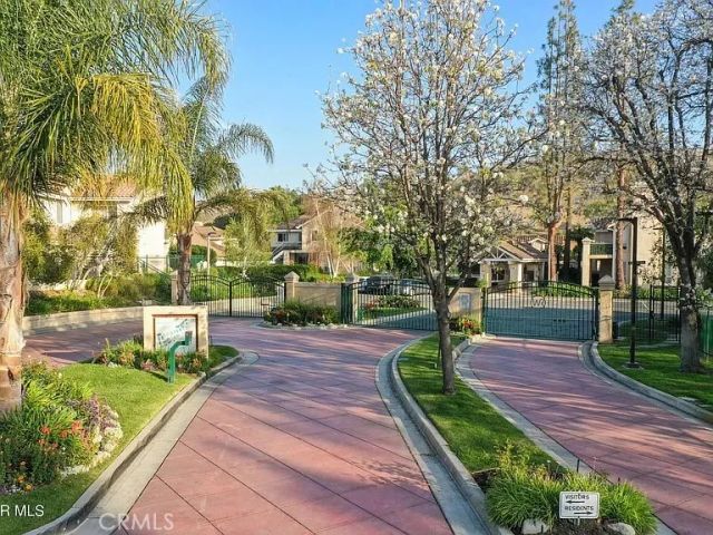 478 Shelburne Lane, Unit B, Simi Valley, CA 93065