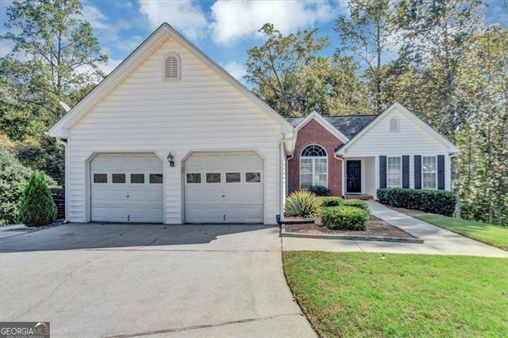 882 MADISON VIEW Lane, Lawrenceville, GA 30045