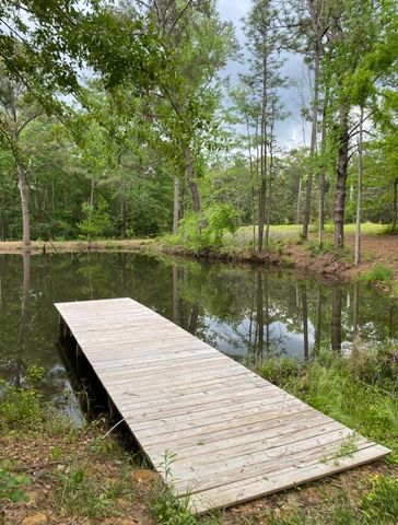 39 Char Ln., Petal, MS 39465