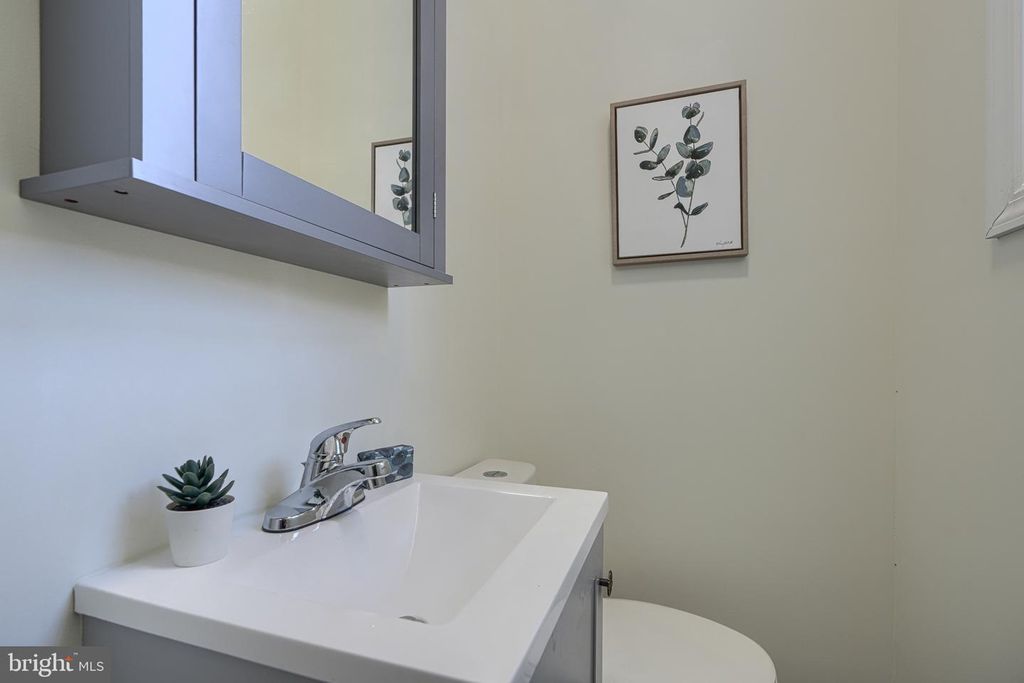 Image 20 of property listing at 1627 E 32ND ST, Baltimore, MD 21218