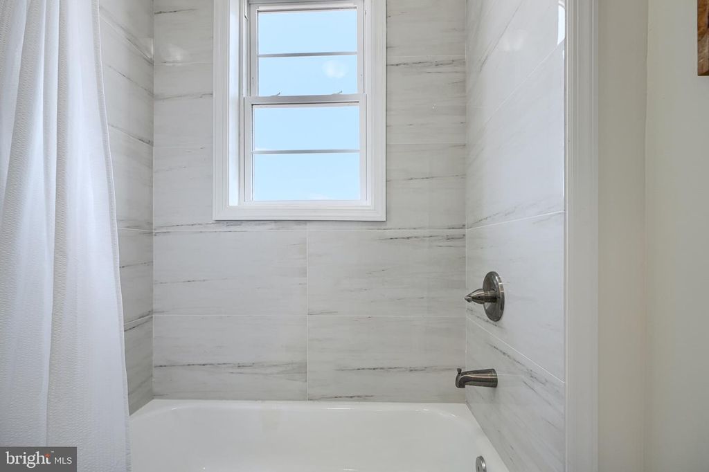 Image 34 of property listing at 1627 E 32ND ST, Baltimore, MD 21218