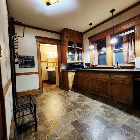 W204N16640 Jackson DRIVE, Jackson, WI 53037