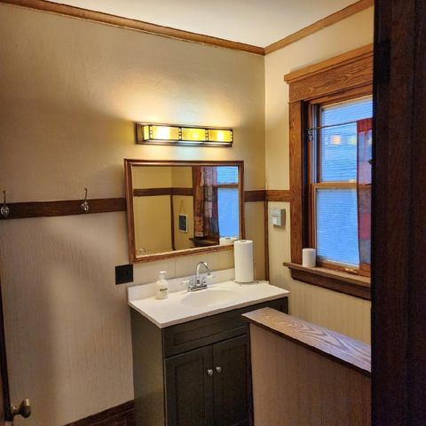 W204N16640 Jackson DRIVE, Jackson, WI 53037