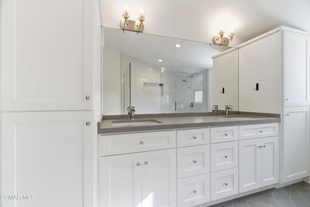 23777 Mulholland Highway 177, Calabasas, CA 91302