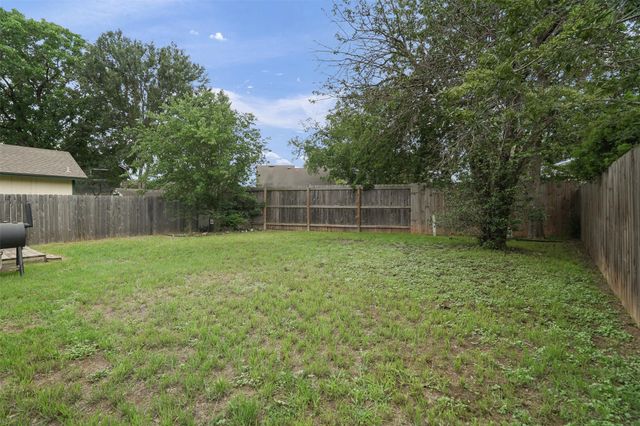 7912 Tiffany DR, Austin, TX 78749