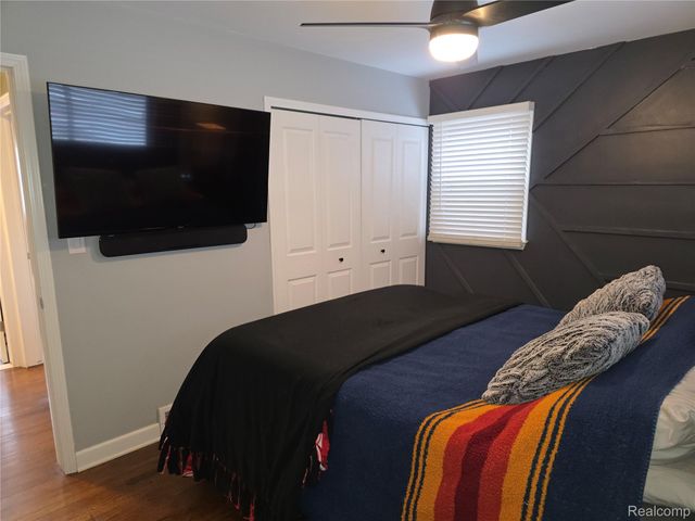 32863 Beacon Lane, Fraser, MI 48026