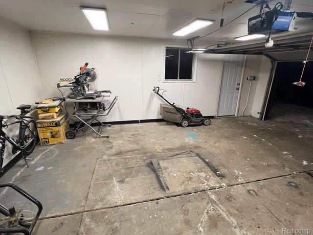 32863 Beacon Lane, Fraser, MI 48026