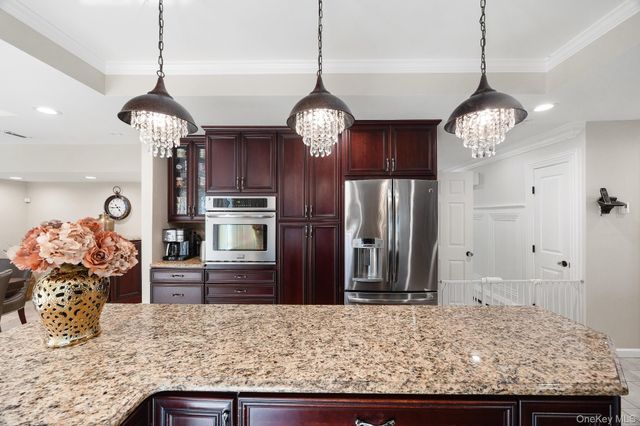 461 Wolf Hill Road, Dix Hills, NY 11746