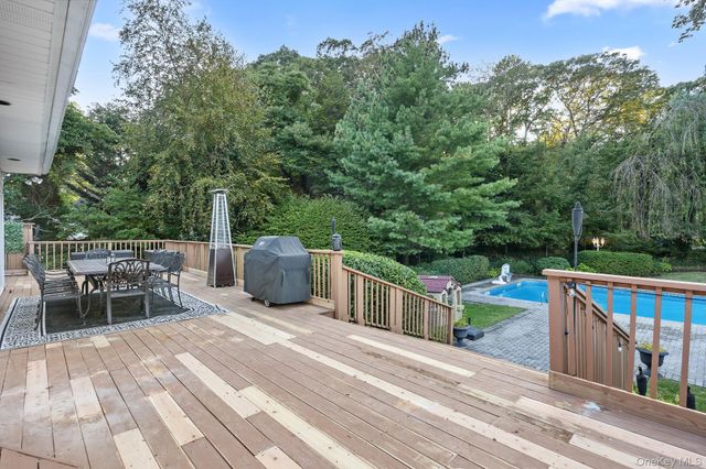 461 Wolf Hill Road, Dix Hills, NY 11746