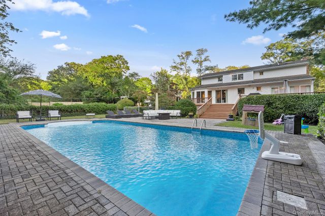 461 Wolf Hill Road, Dix Hills, NY 11746