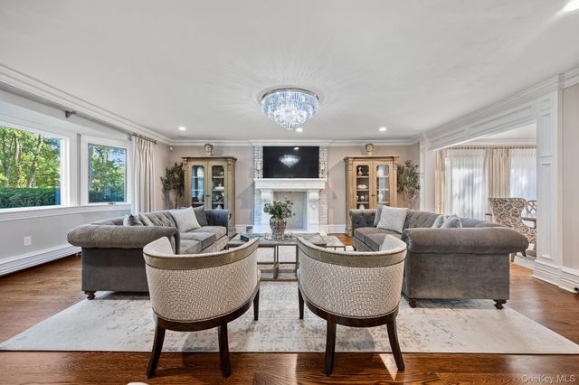 461 Wolf Hill Road, Dix Hills, NY 11746