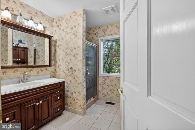 216 REVERE RD, Marlton, NJ 08053