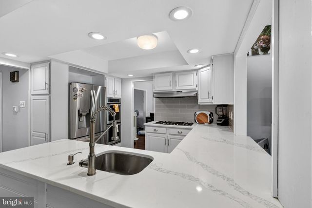 216 REVERE RD, Marlton, NJ 08053