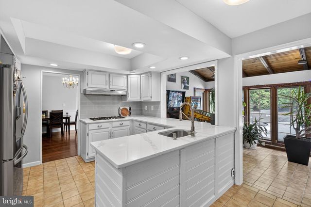 216 REVERE RD, Marlton, NJ 08053