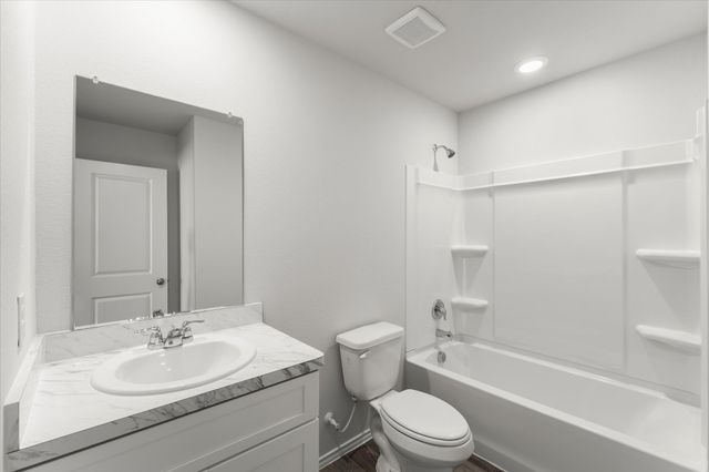 293 Victory Drive, Mabank, TX 75147