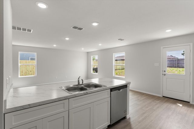 293 Victory Drive, Mabank, TX 75147