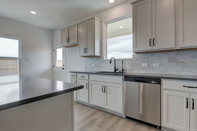 12843 Lower Peach Way, Schertz, TX 78154