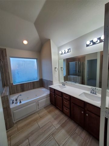 1940 Ridgecrest Drive, Royse City, TX 75189