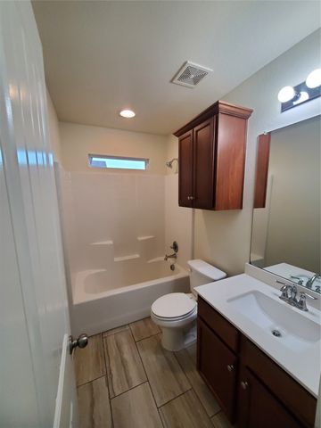 1940 Ridgecrest Drive, Royse City, TX 75189