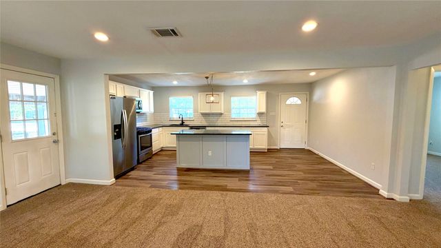 113 Hackberry Street, Terrell, TX 75160