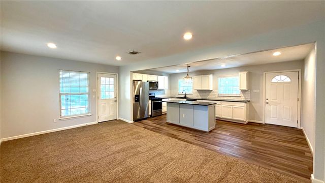 113 Hackberry Street, Terrell, TX 75160