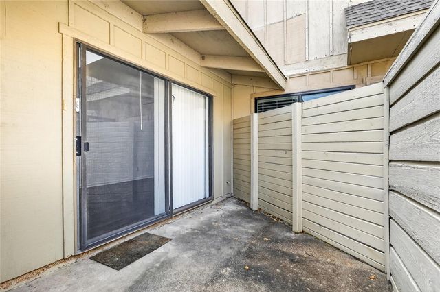 4401 Carter Creek Parkway 13, Bryan, TX 77802