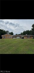 1042 County Rd 42, Toronto, OH 43964
