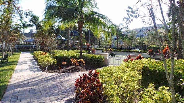 276 Murcia Drive 310, Jupiter, FL 33458
