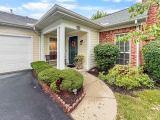 144 Orchard Oak Drive, Blacklick, OH 43004