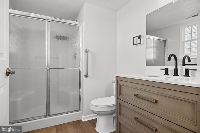 934 LARKSPUR PL S, Mount Laurel, NJ 08054