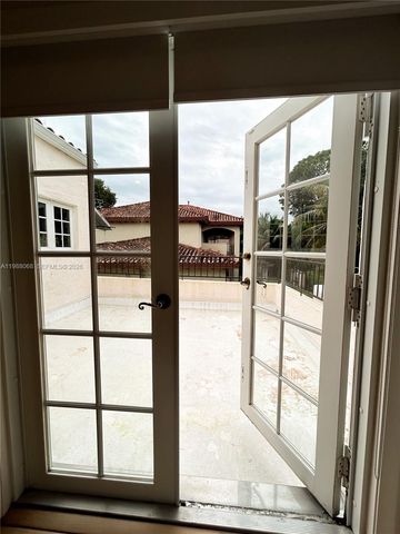 2504 Alhambra Cir 2504, Coral Gables, FL 33134