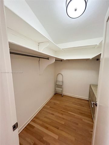 2504 Alhambra Cir 2504, Coral Gables, FL 33134