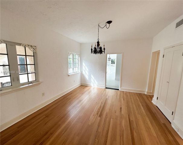 2504 Alhambra Cir 2504, Coral Gables, FL 33134