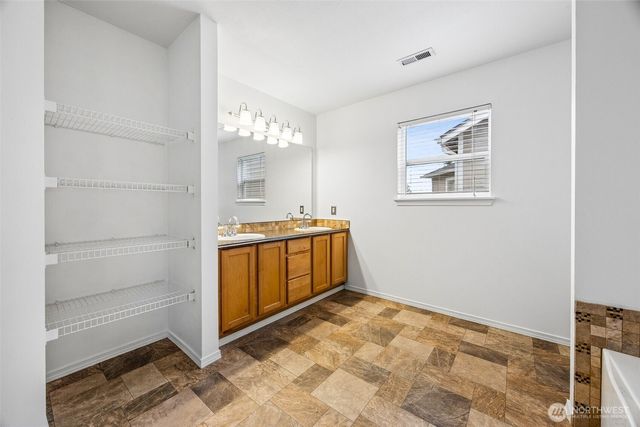 11918 130th Street E, Puyallup, WA 98374