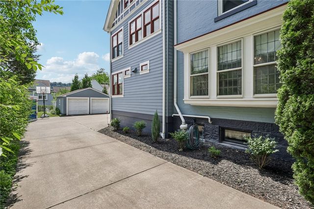 884 Thorn STREET, Sewickley, PA 15143